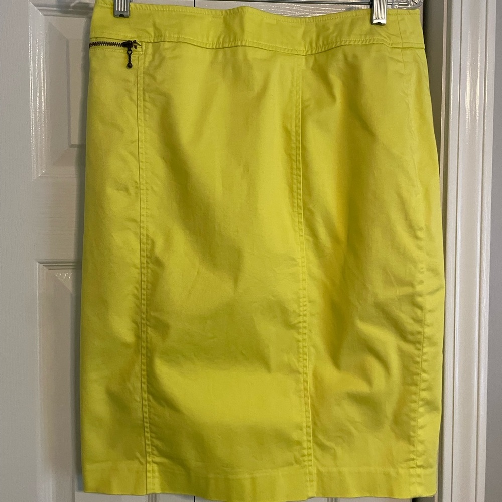 Pencil Skirt ~GUV ~ Bright & just in time for summer 😎